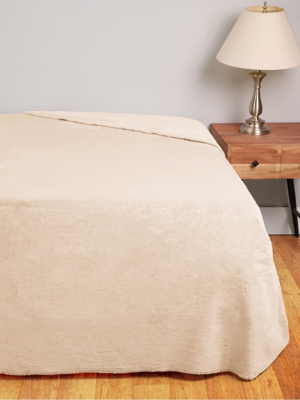 Frye Full-Queen Solid Milk Flannel Blanket - 90x90"